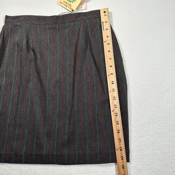 BCBG Max Azria Pencil Skirt Women's Size 12 Gray Vertical Stripe New - Picture 4 of 10